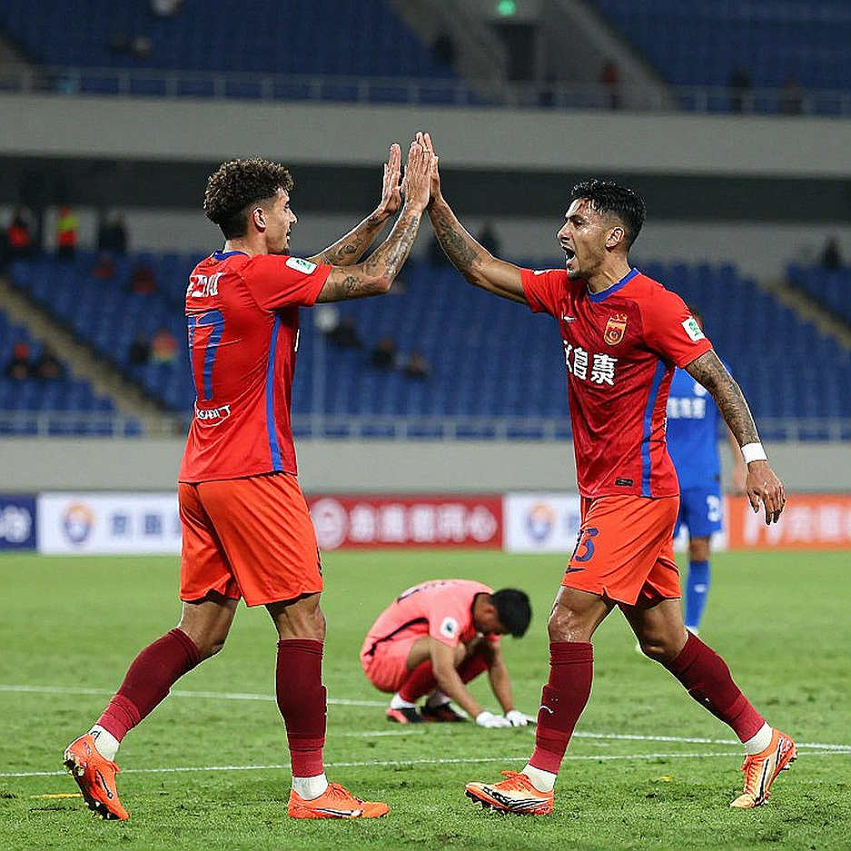 V.League và ba cột trắng: điều bảng thống kê Việt Nam không nói